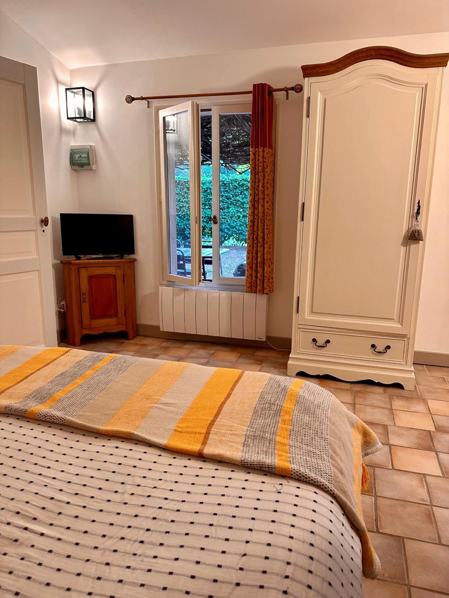 Le Pavillon Vert - B&B Vedène Zewnętrze zdjęcie